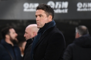 欧文赞阿诺德：伤愈复出&amp;逆足制胜球，写都写不出这种剧情